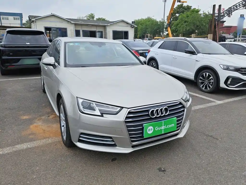 Audi A4L 2017