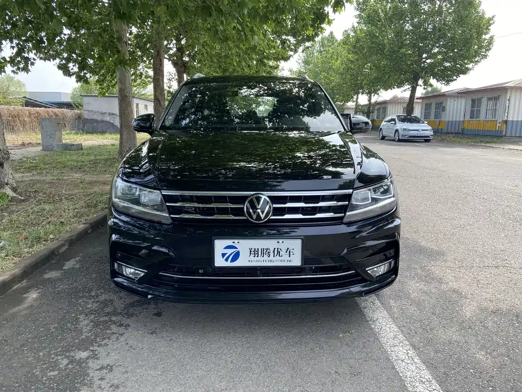 Volkswagen Tiguan L 2021 — фото 2