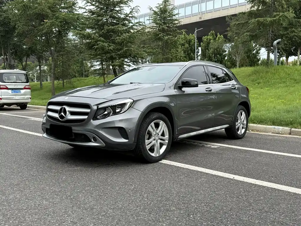 Mercedes-Benz GLA 2017