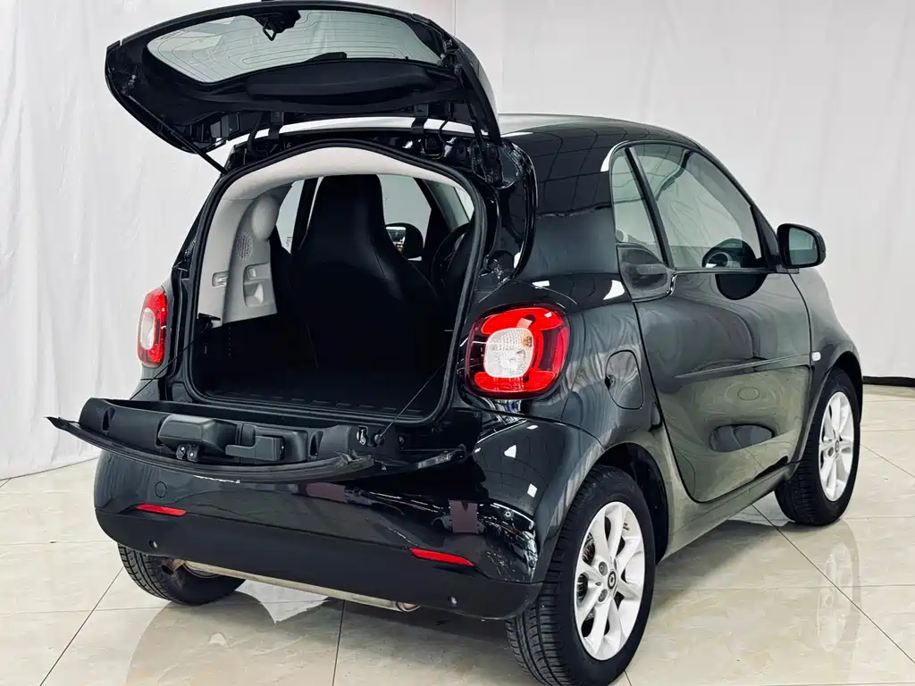 smart fortwo 2016 — фото 25