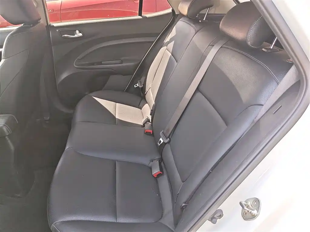 Kia KX1 2021 — фото 13