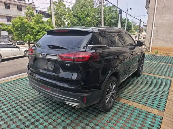 Geely Boyue 2018