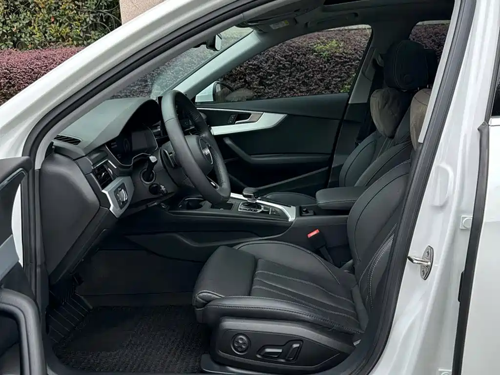 Audi A4L 2021