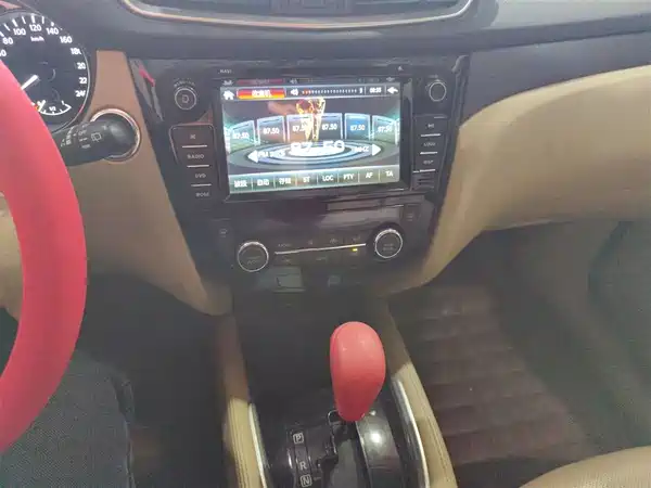 Nissan X-Trail 2014