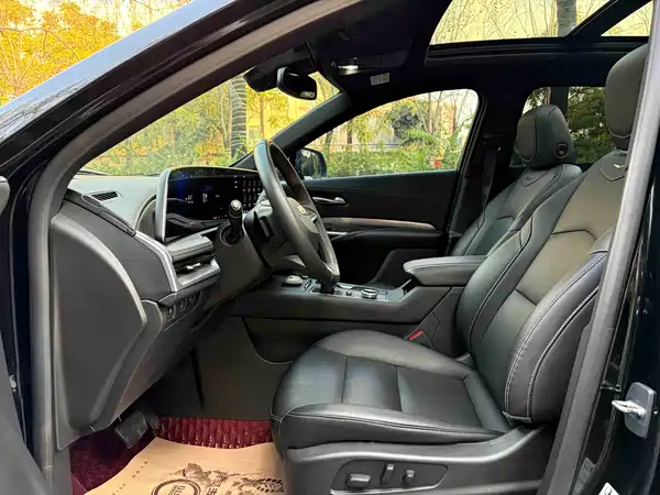 Cadillac XT4 2024