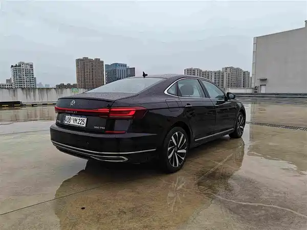 Volkswagen Passat 2024