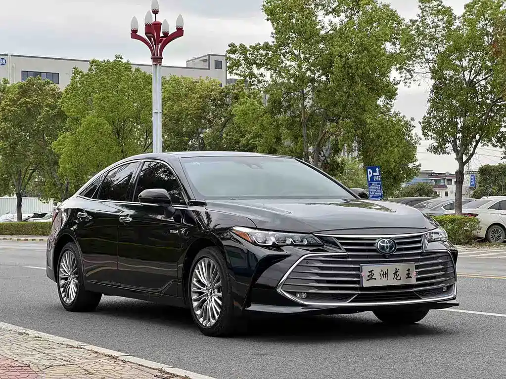 Toyota Avalon 2019 — фото 3
