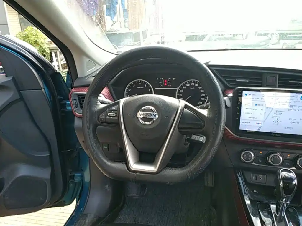 Nissan Bluebird 2017 — фото 11