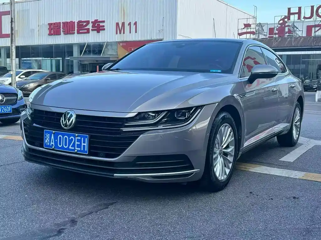 Volkswagen CC 2019 — фото 1