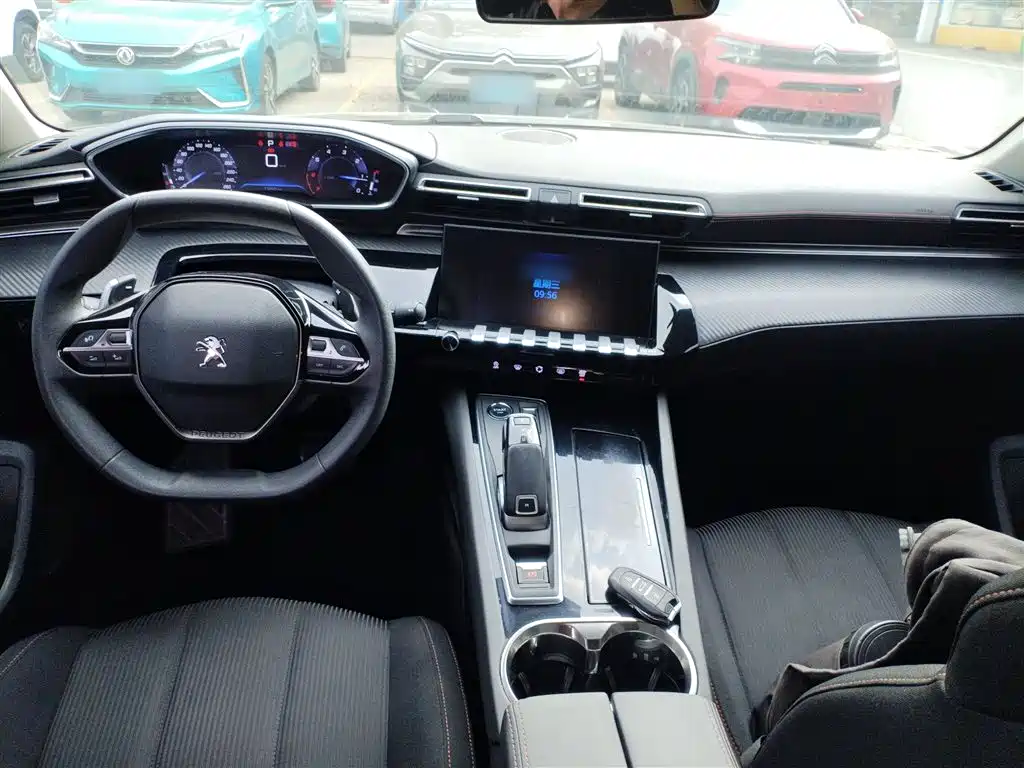 Peugeot 508 2020 — фото 10