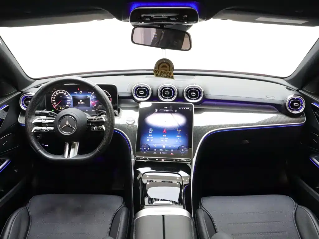 Mercedes-Benz C-Class 2022 — фото 10