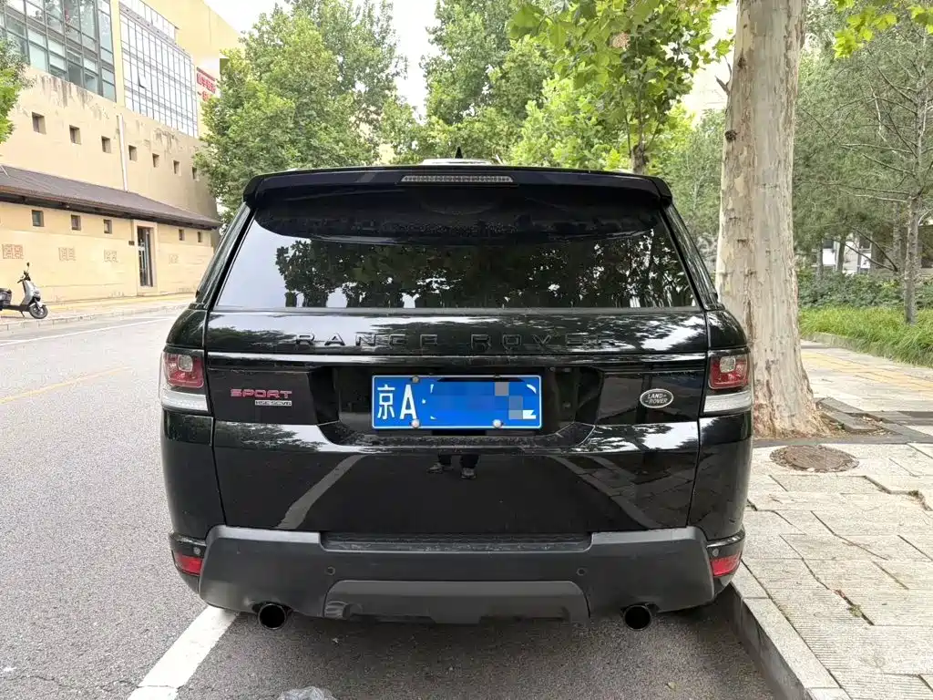 Land Rover Range Rover Sport 2017 — фото 11