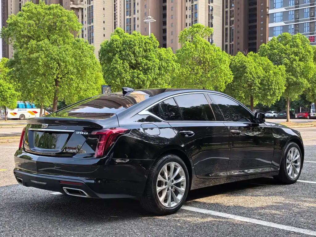 Cadillac CT5 2023 — фото 10