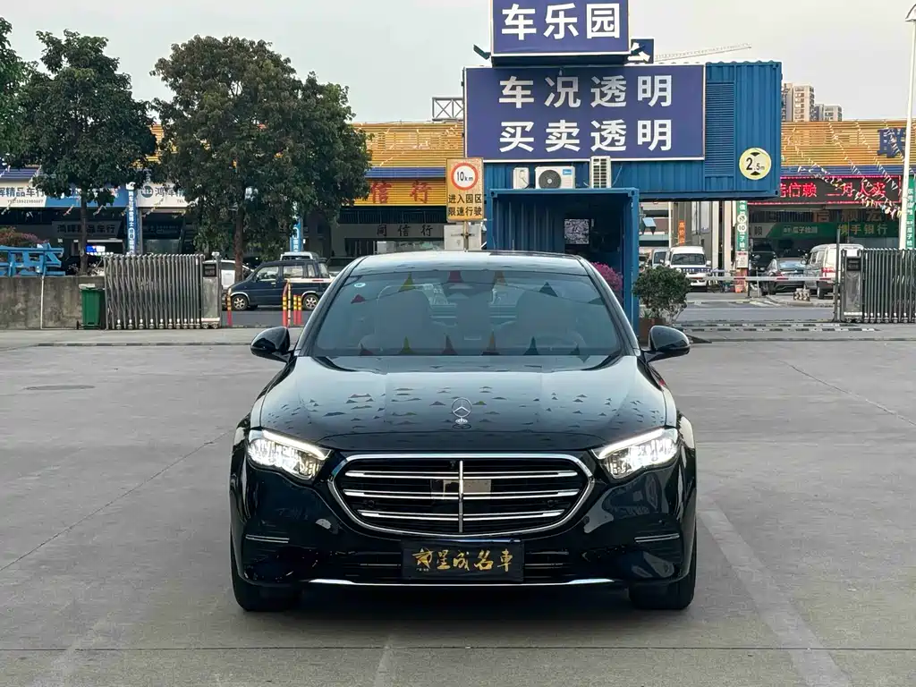 Mercedes-Benz E-Class 2025 — фото 2