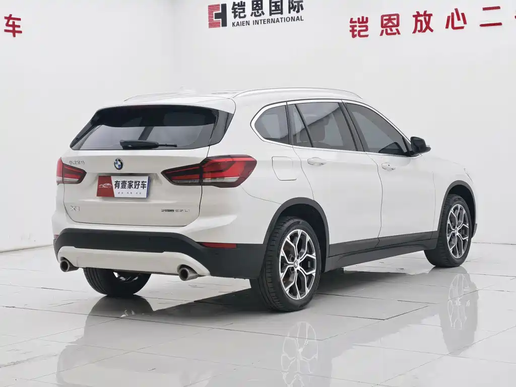 BMW X1 2022 — фото 4