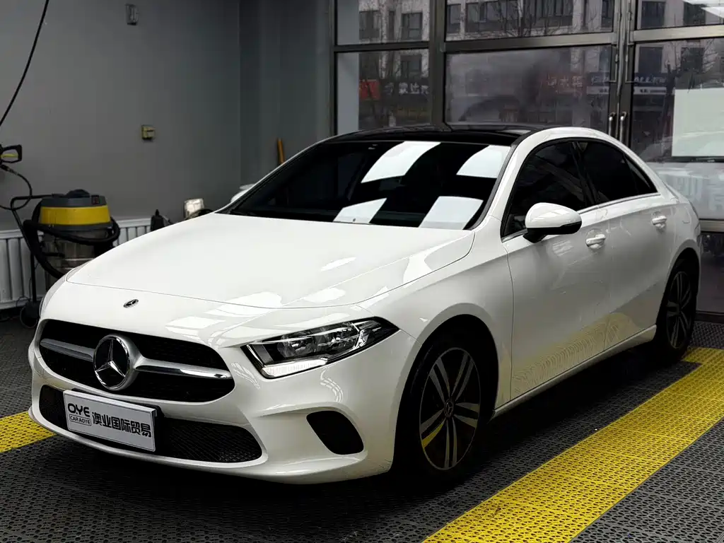 Mercedes-Benz A-Class 2021 — фото 1