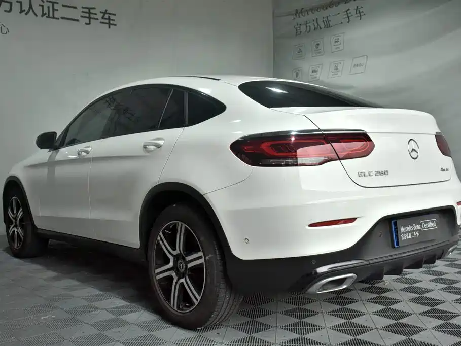 Mercedes-Benz GLC Coupe 2022 — фото 14