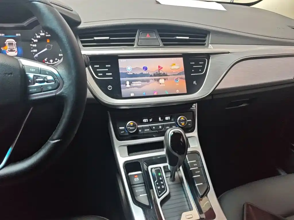 Geely Emgrand GS 2020 — фото 13
