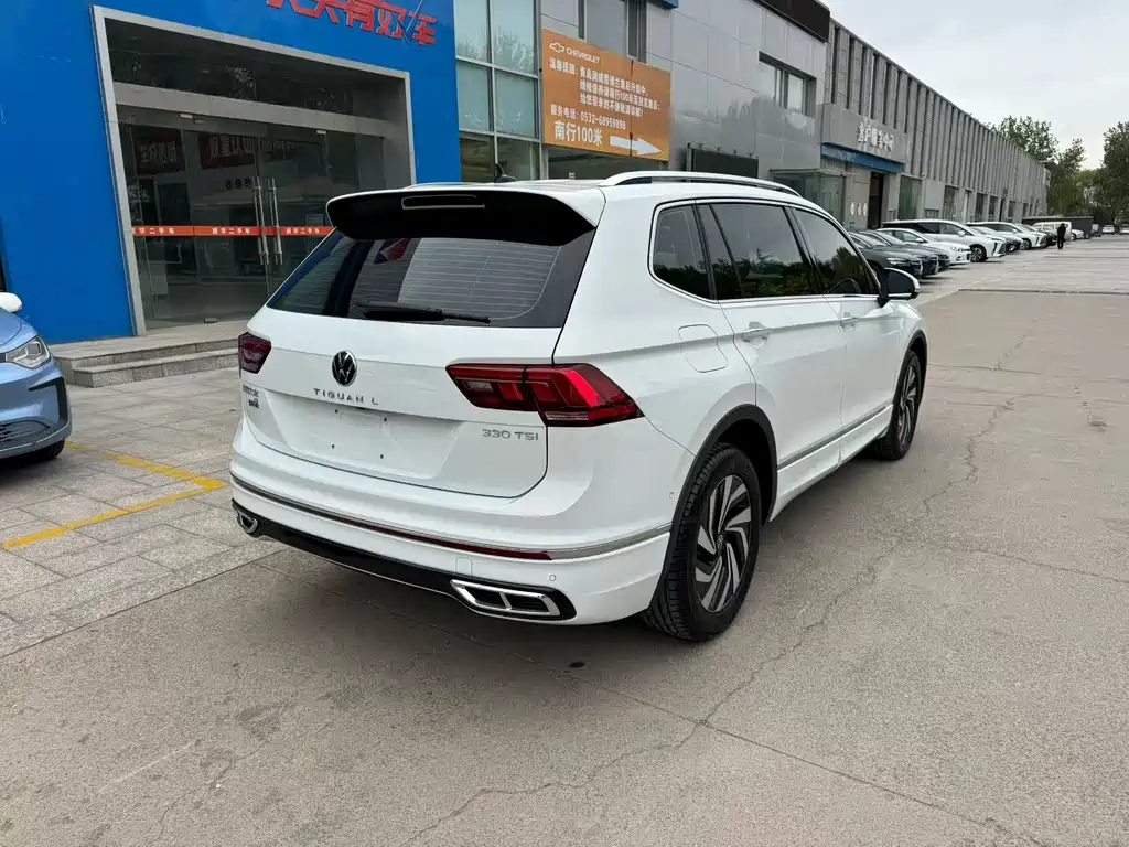 Volkswagen Tiguan L 2024 — фото 2