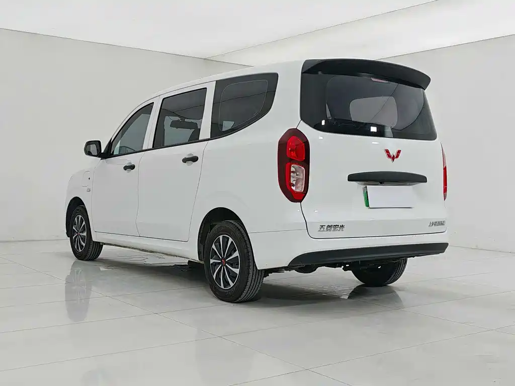 Wuling Hongguang New Energy 2025