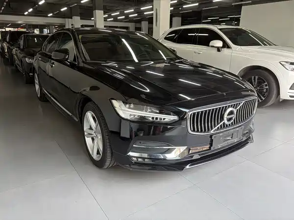 Volvo S90 2020