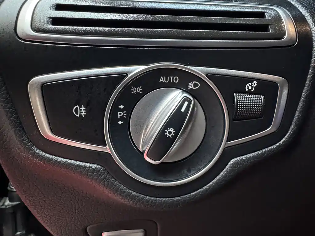 Mercedes-Benz GLC 2021 — фото 25