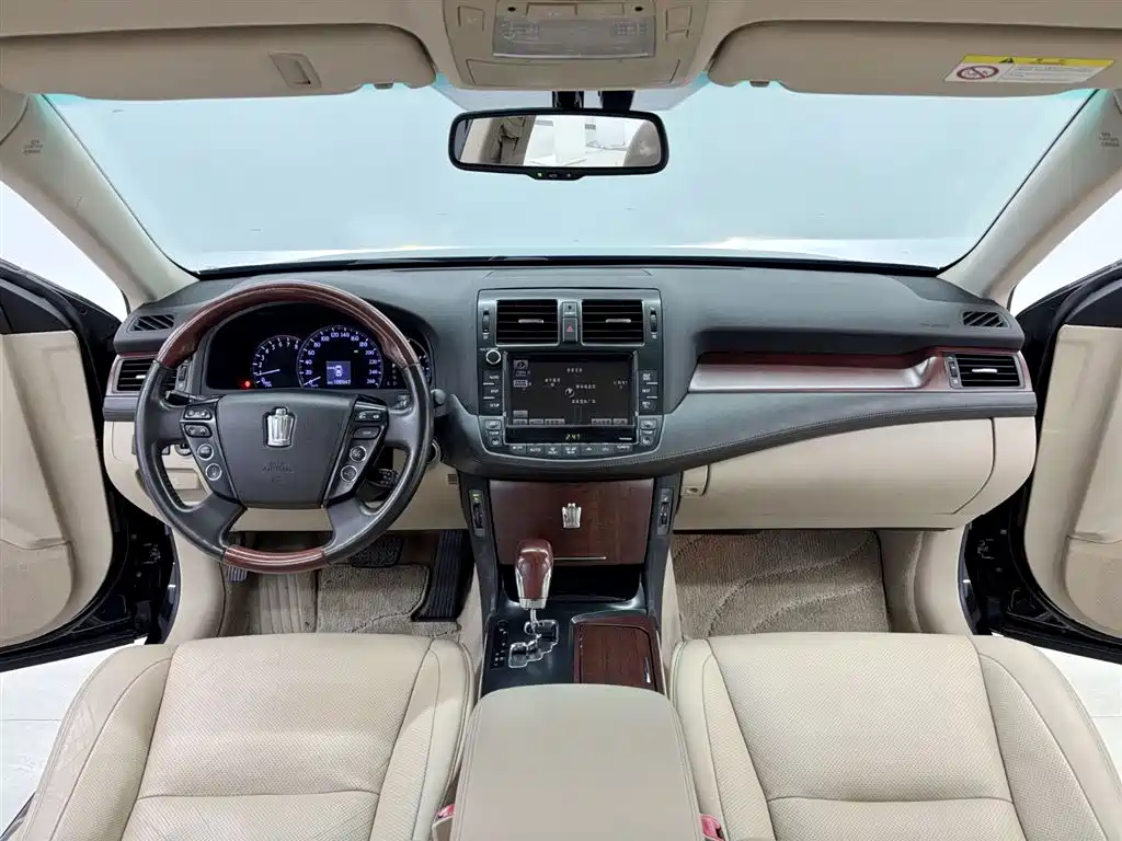 Toyota Crown 2013 — фото 11
