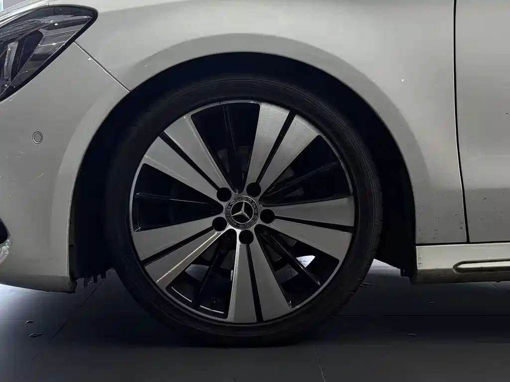 Mercedes-Benz CLA 2018 — фото 14