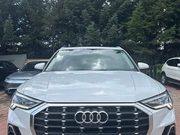 Audi Q3 2023