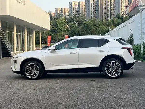 Cadillac GT4 2024