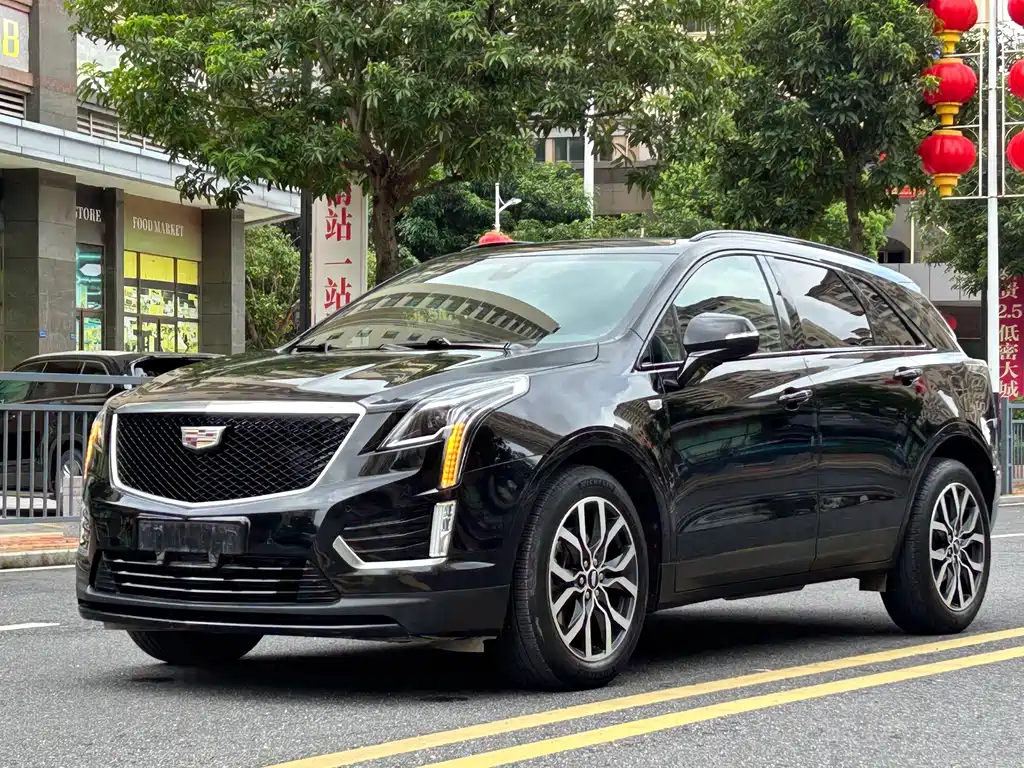 Cadillac XT5 2023 — фото 1