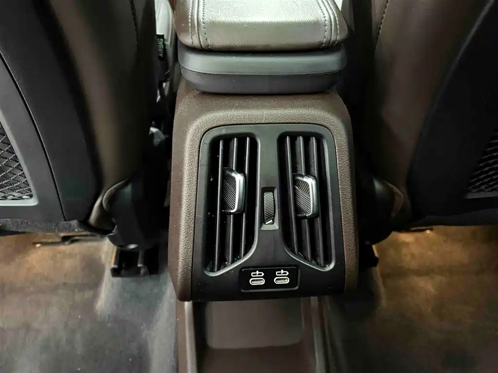 BMW X1 2023 — фото 15