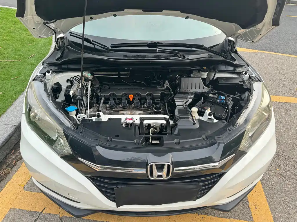 Honda Vezel 2015 — фото 13