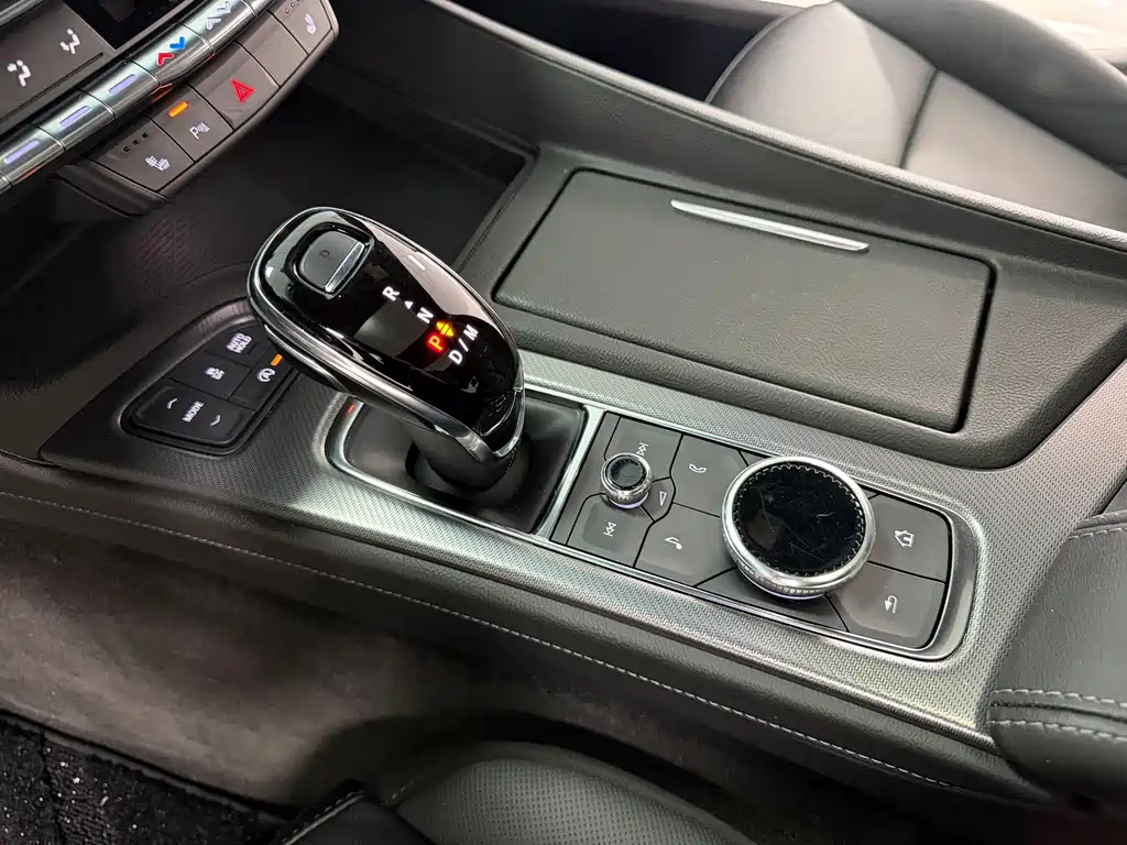 Cadillac CT5 2021 — фото 10