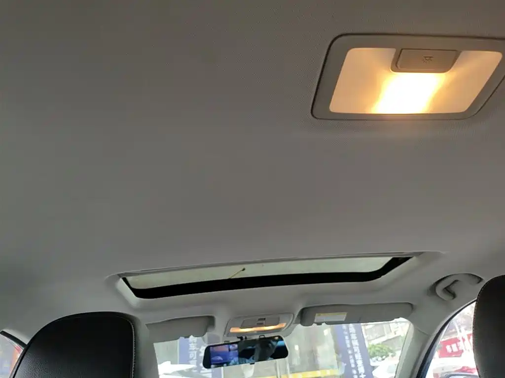 Roewe i6 Classic 2020 — фото 18