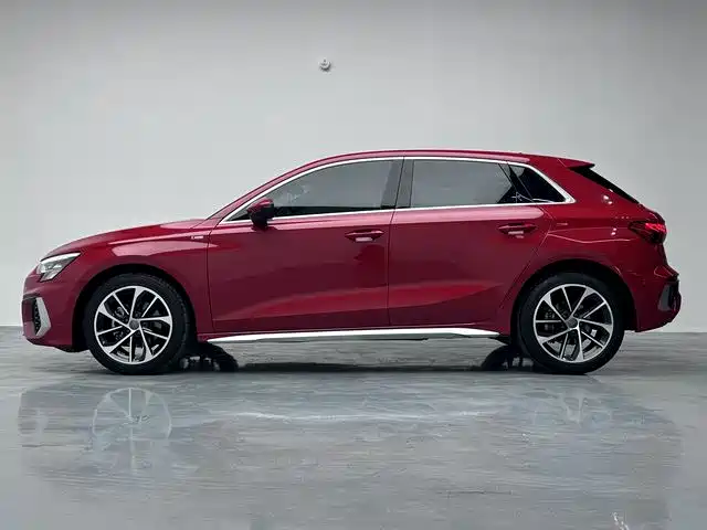 Audi A3 2022 — фото 16