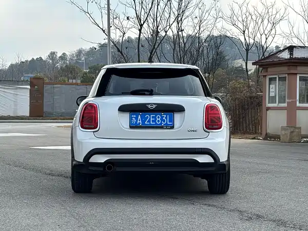 MINI 2024