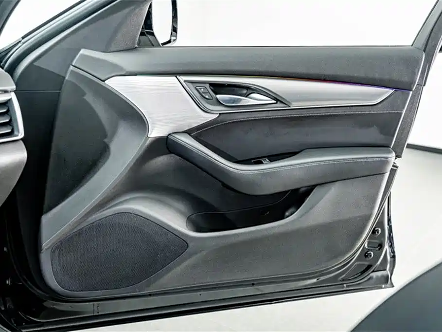 Cadillac CT5 2021 — фото 15