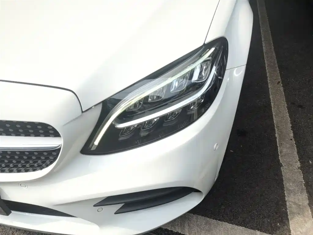 Mercedes-Benz C-Class 2019 — фото 24