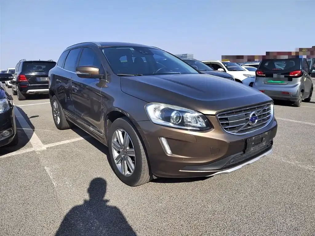 Volvo XC60 2016 — фото 22