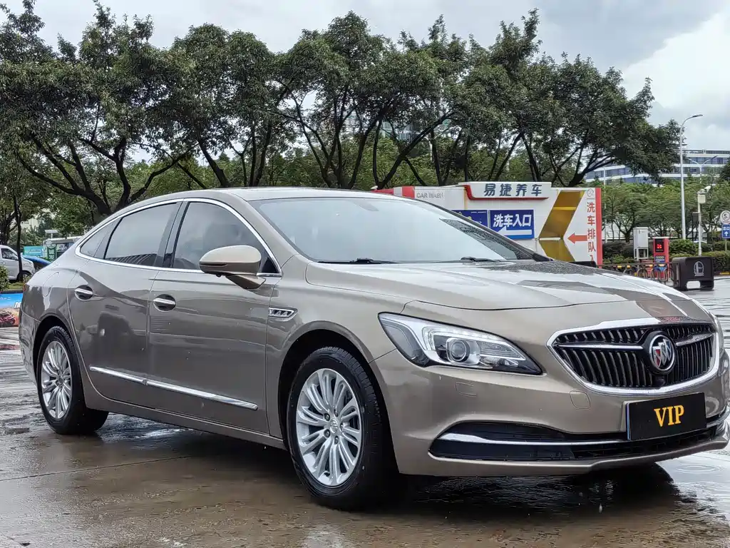 Buick LaCrosse 2017 — фото 3
