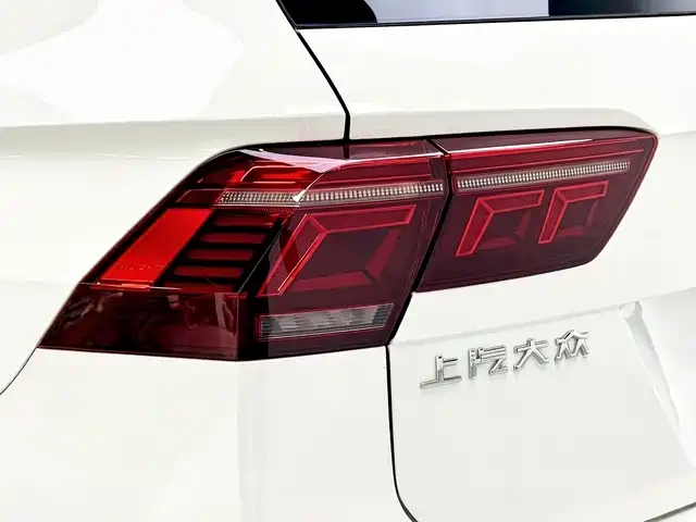Volkswagen Tiguan L 2022 — фото 13