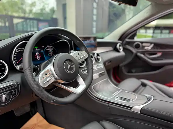 Mercedes-Benz C-Class 2020