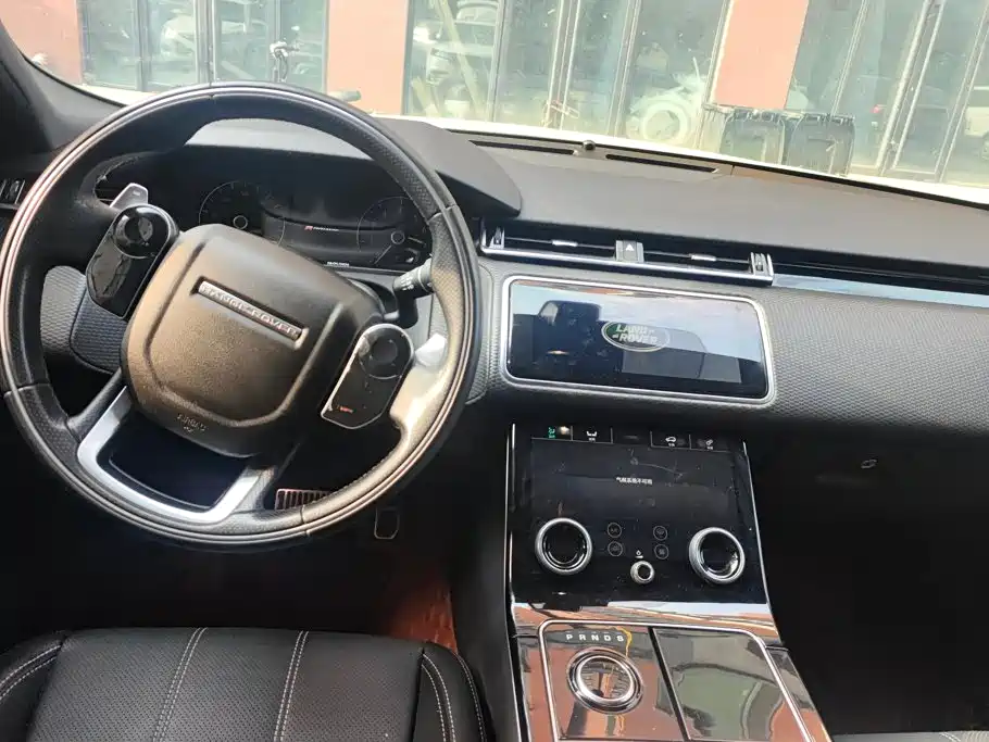 Land Rover Range Rover Velar 2019 — фото 11