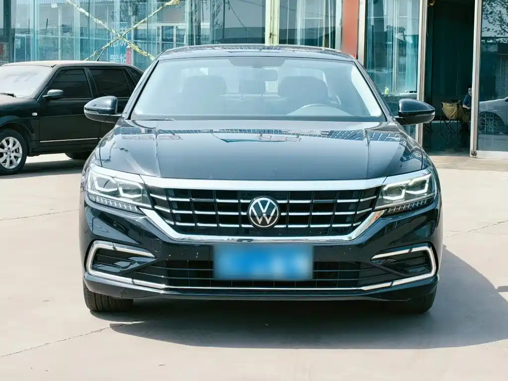 Volkswagen Passat 2021 — фото 8