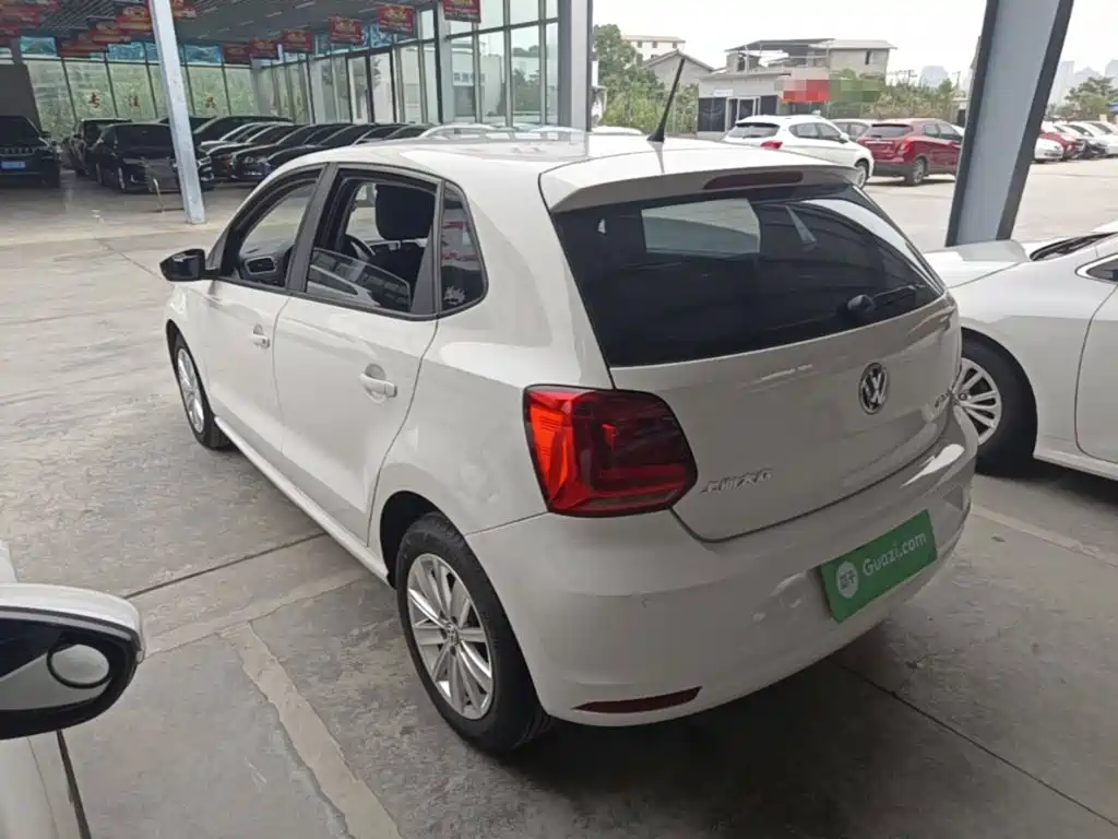 Volkswagen Polo 2016