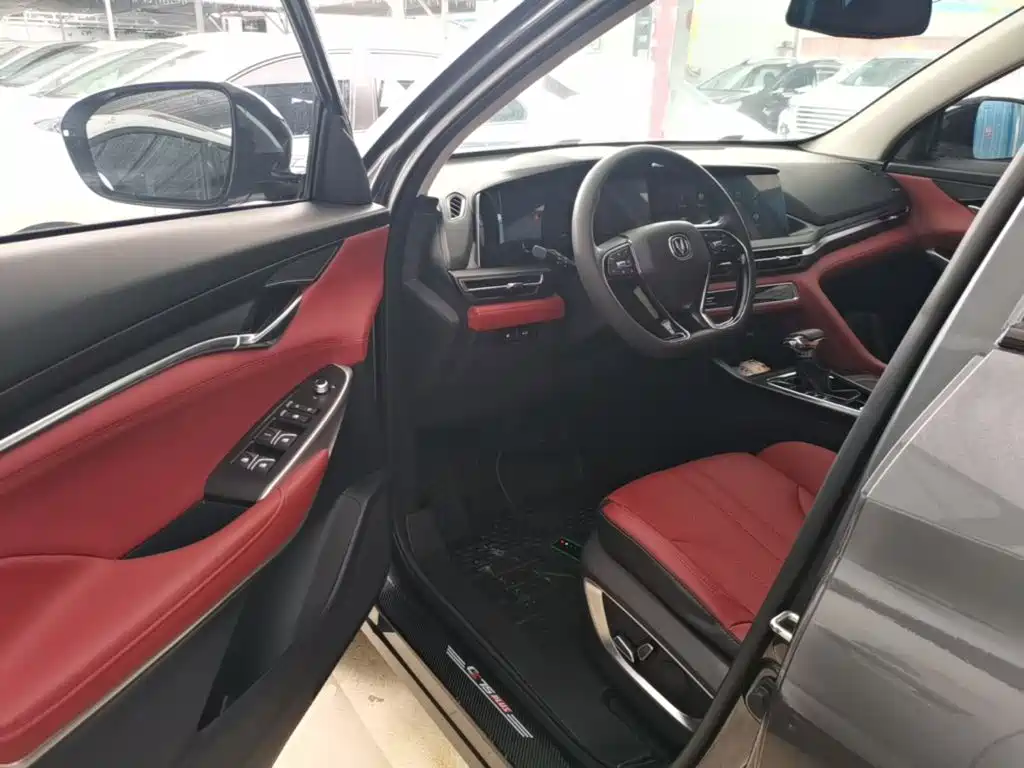 Changan CS75PLUS 2019 — фото 16