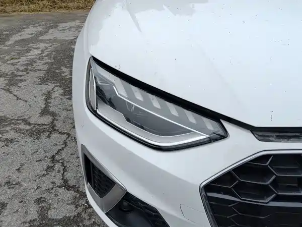 Audi A4L 2020