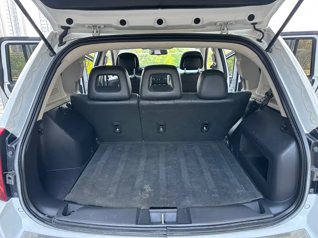 Jeep Compass 2015 — фото 11