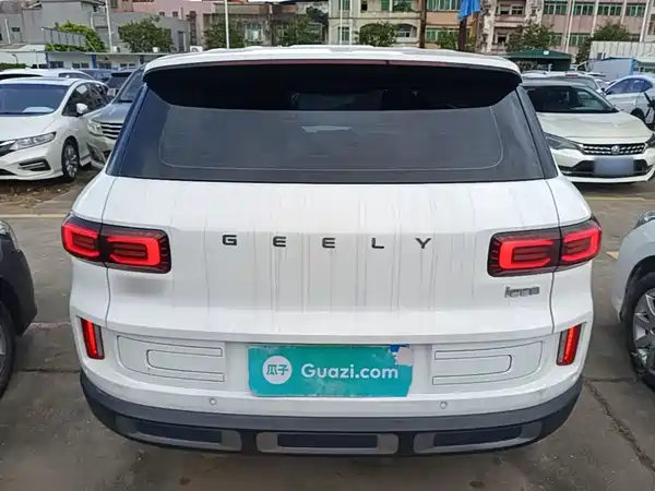 Geely ICON 2022